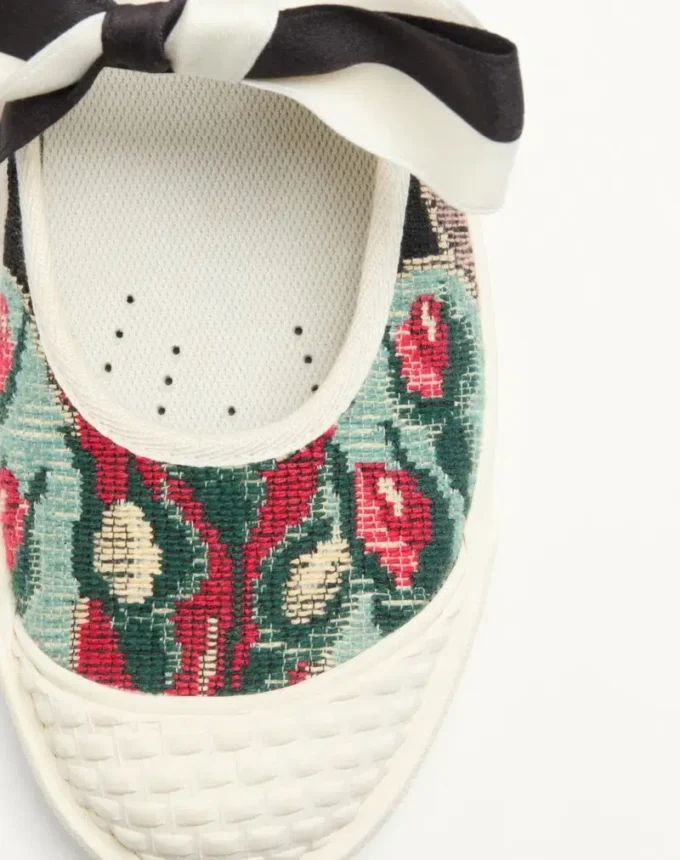 Adidași Ballerina Bay By Bay din țesătură jacquard cu broderie florală Adidași Ballerina Bay By Bay din țesătură jacquard cu broderie florală