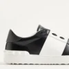 Adidași deschiși din piele de vițel
