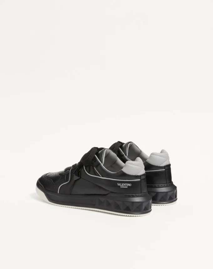 Adidași joși din piele nappa cu un singur știft Adidași joși din piele nappa cu un singur știft