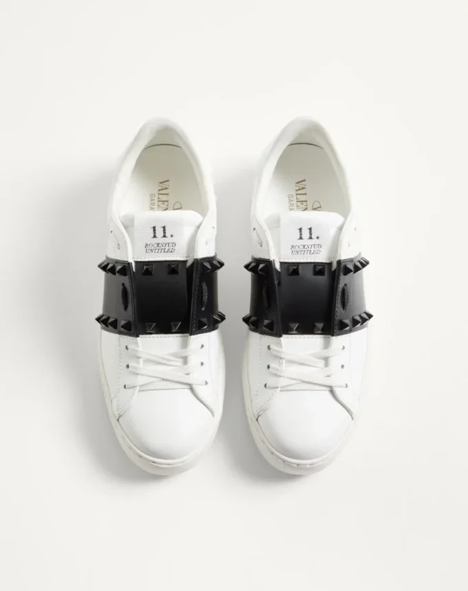 Adidași Rockstud Untitled din piele de vițel cu ținte tonale Adidași Rockstud Untitled din piele de vițel cu ținte tonale