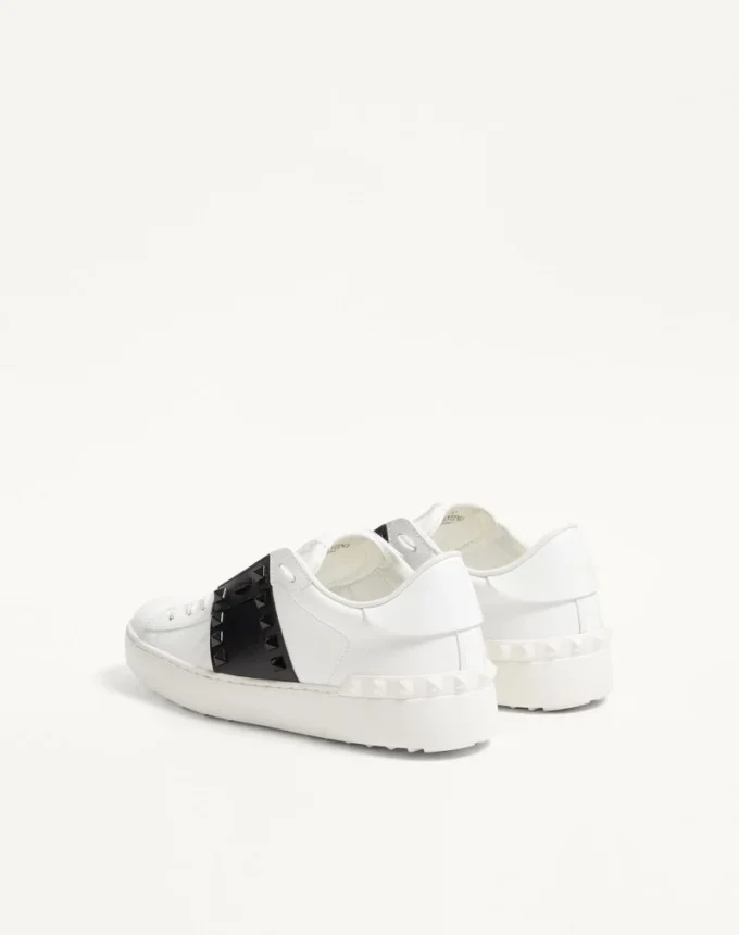 Adidași Rockstud Untitled din piele de vițel cu ținte tonale Adidași Rockstud Untitled din piele de vițel cu ținte tonale