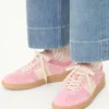 Adidași Upvillage Crosta Adidași Upvillage Crosta