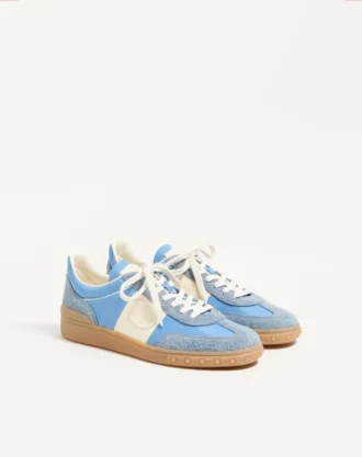Adidași Upvillage cu talpă joasă din piele crustă și nailon