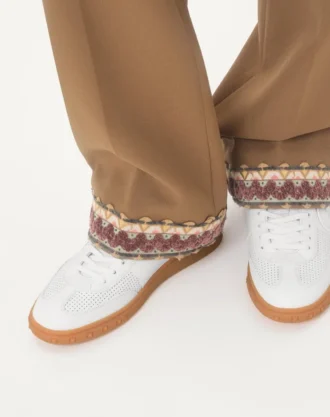 adidai upvillage din piele nappa perforat 1 330x417 - Adidași Upvillage din piele nappa perforată