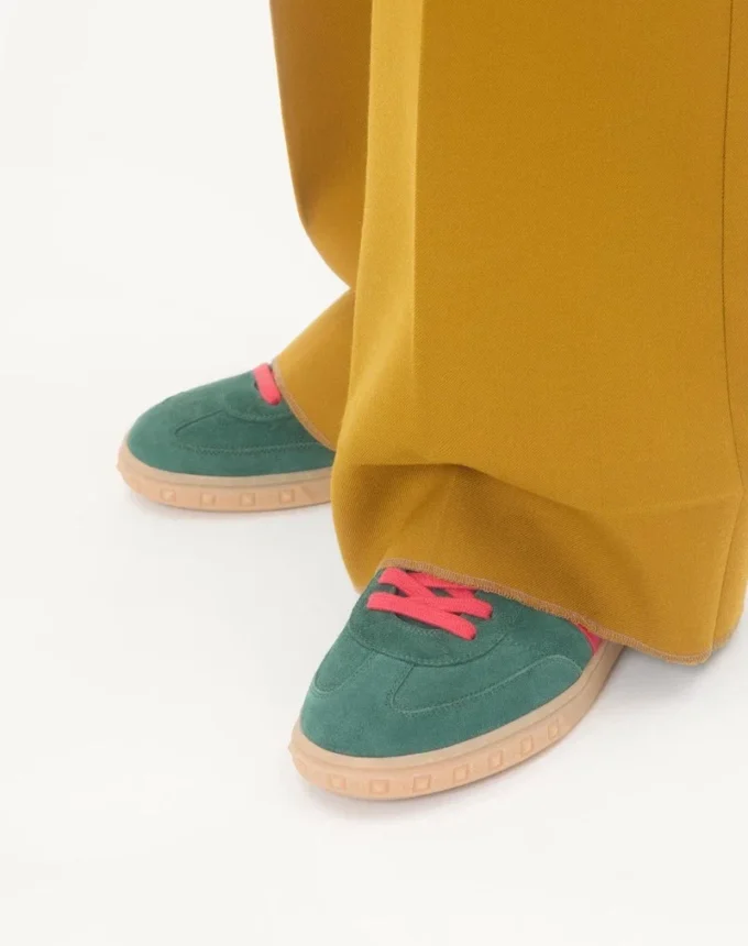 Adidași Upvillage Low Top din piele despicată și piele de vițel Nappa Adidași Upvillage Low Top din piele despicată și piele de vițel Nappa