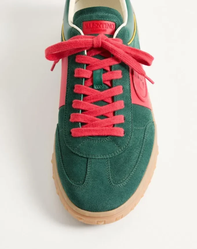 Adidași Upvillage Low Top din piele despicată și piele de vițel Nappa Adidași Upvillage Low Top din piele despicată și piele de vițel Nappa