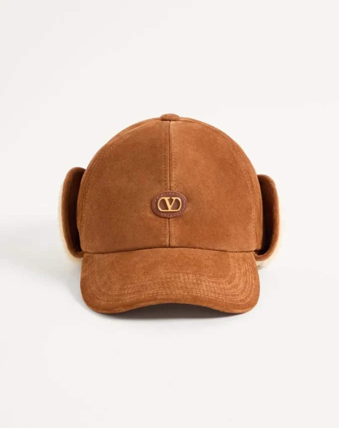 Șapcă de baseball Valentino Garavani Vlogo Signature din piele de căprioară și piele de oaie Șapcă de baseball Valentino Garavani Vlogo Signature din piele de căprioară și piele de oaie