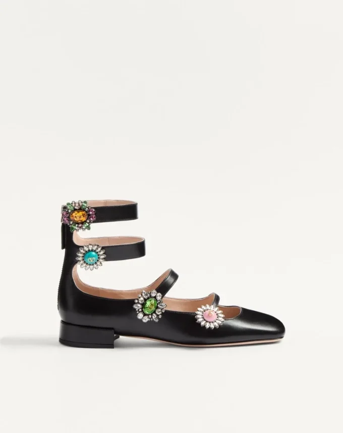 Balerini Preshoes cu curele din piele de capră și nasturi bijuterie 20 mm Balerini Preshoes cu curele din piele de capră și nasturi bijuterie 20 mm