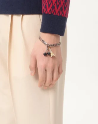 Brățară Valentino Garavani Chez Valentino din metal, email și strasuri Swarovski®