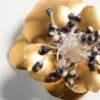 Broșă Fleur Lumineuse din metal și țesătură Broșă Fleur Lumineuse din metal și țesătură
