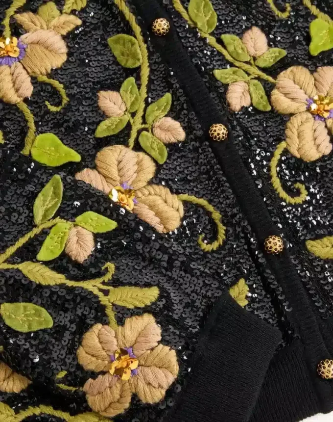 Cardigan din lână brodat Cardigan din lână brodat