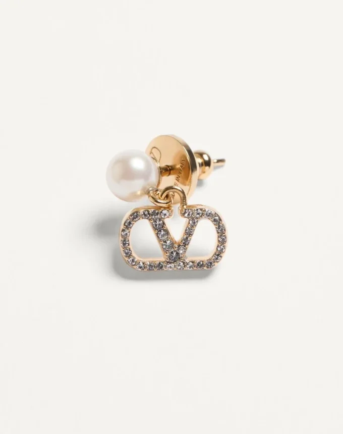 Cercei Vlogo Signature din metal, perle și cristale Swarovski® Cercei Vlogo Signature din metal, perle și cristale Swarovski®