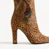 Cizme Hotty din piele de vițel cu efect de ponei, broderie florală și blană 100 mm Cizme Hotty din piele de vițel cu efect de ponei, broderie florală și blană 100 mm