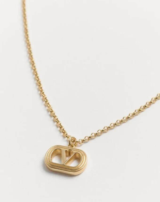 Colier oval din metal