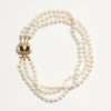 Colier oval din metal, email, perle și cristale Swarovski® Colier oval din metal, email, perle și cristale Swarovski®