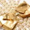 Colier Trop Chou din metal, email, perle și cristale Colier Trop Chou din metal, email, perle și cristale