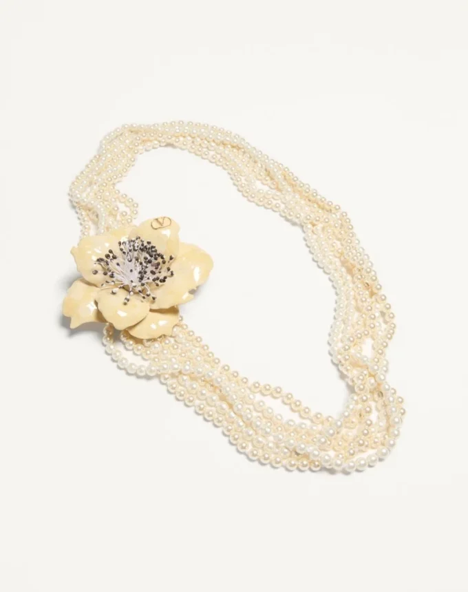 Colier Valentino Garavani Fleur Lumineuse din metal, email, perle și țesătură