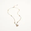 Colier VLogo Signature din metal, perle și cristale Swarovski®