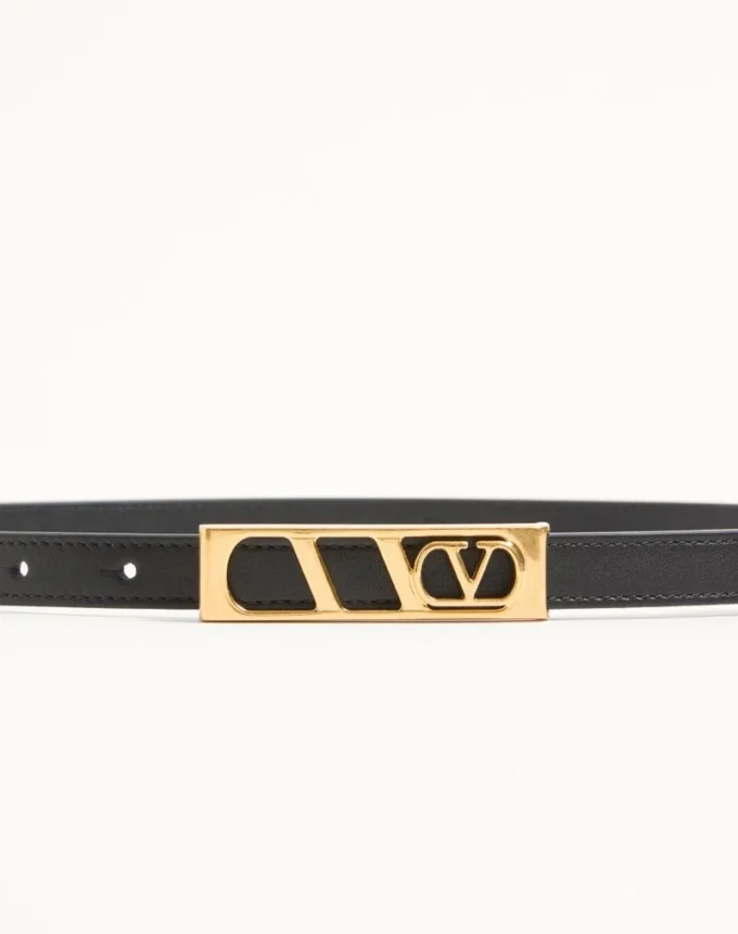 Curea VLogo Signature din piele de vițel lucioasă 15 mm Curea VLogo Signature din piele de vițel lucioasă 15 mm