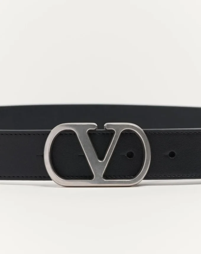 Curea Vlogo Signature din piele de vițel lucioasă 30 mm Curea Vlogo Signature din piele de vițel lucioasă 30 mm