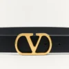 Curea Vlogo Signature din piele de vițel lucioasă 30 mm Curea Vlogo Signature din piele de vițel lucioasă 30 mm