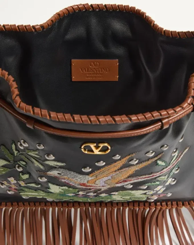 Geantă brodată Valentino Garavani Nellcôte Alice cu franjuri Geantă brodată Valentino Garavani Nellcôte Alice cu franjuri