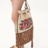 Geantă brodată Valentino Garavani Nellcôte Alice cu franjuri Geantă brodată Valentino Garavani Nellcôte Alice cu franjuri
