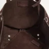 Geantă de cumpărături medie Nellcôte din piele de căprioară Valentino Garavani Geantă de cumpărături medie Nellcôte din piele de căprioară Valentino Garavani