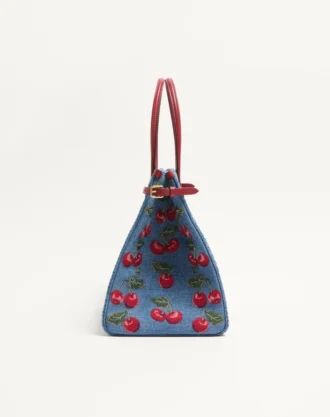 Geantă de cumpărături medie Valentino Garavani Antibes din denim cu broderie Cherryfic