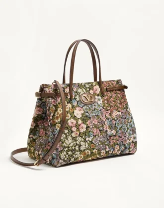 Geantă de cumpărături medie Valentino Garavani Antibes din țesătură jacquard Apres L’Hiver