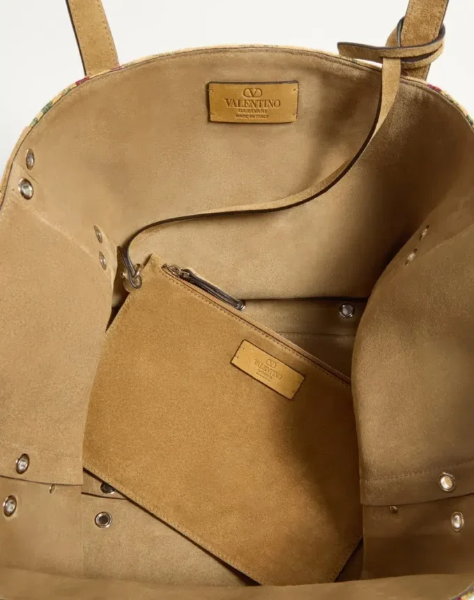 Geantă de cumpărături medie Valentino Garavani Nellcôte din țesătură jacquard Geantă de cumpărături medie Valentino Garavani Nellcôte din țesătură jacquard