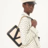 Geantă de cumpărături mică din piele nappa Valentino Garavani Viva Superstar Geantă de cumpărături mică din piele nappa Valentino Garavani Viva Superstar