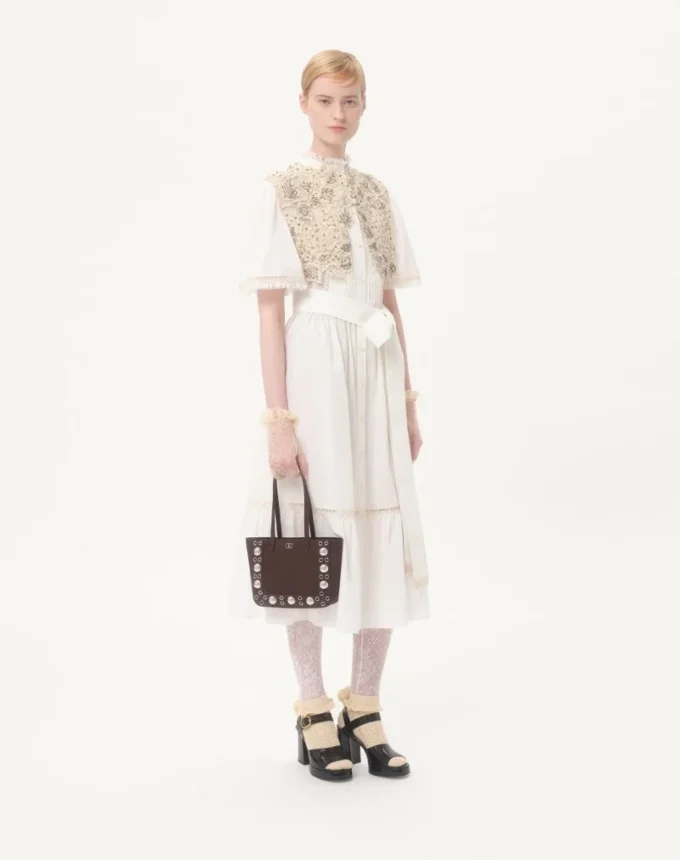 Geantă de cumpărături mini din piele de căprioară Valentino Garavani Nellcôte Geantă de cumpărături mini din piele de căprioară Valentino Garavani Nellcôte