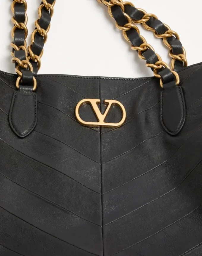 Geantă de cumpărături Valentino Garavani Laseine din piele nappa cu model chevron