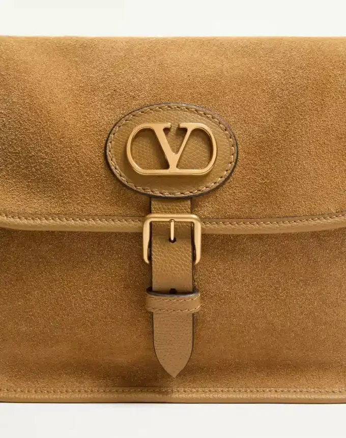 Geantă de umăr Valentino Garavani Antibes din piele de căprioară Geantă de umăr Valentino Garavani Antibes din piele de căprioară