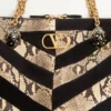 Geantă de umăr Valentino Garavani Panthea din piele de piton și piele de căprioară cu motiv chevron Geantă de umăr Valentino Garavani Panthea din piele de piton și piele de căprioară cu motiv chevron