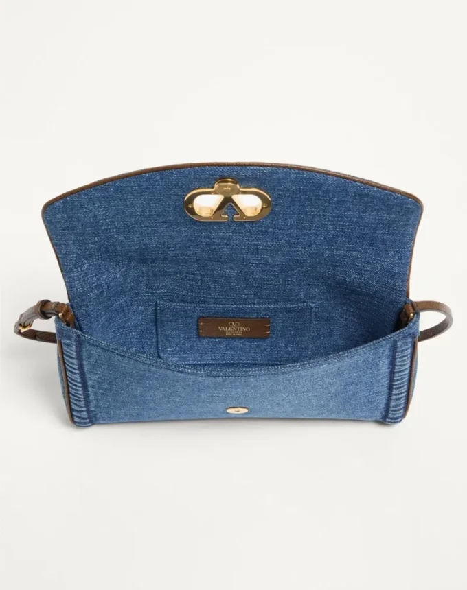 Geantă mică de umăr din denim Valentino Garavani DeVain Geantă mică de umăr din denim Valentino Garavani DeVain