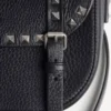 Geantă mică de umăr Rockstud din piele de vițel granulată Geantă mică de umăr Rockstud din piele de vițel granulată