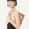 Geantă mică de umăr Valentino Garavani DeVain din țesătură Jacquard Apres L’Hiver Geantă mică de umăr Valentino Garavani DeVain din țesătură Jacquard Apres L’Hiver