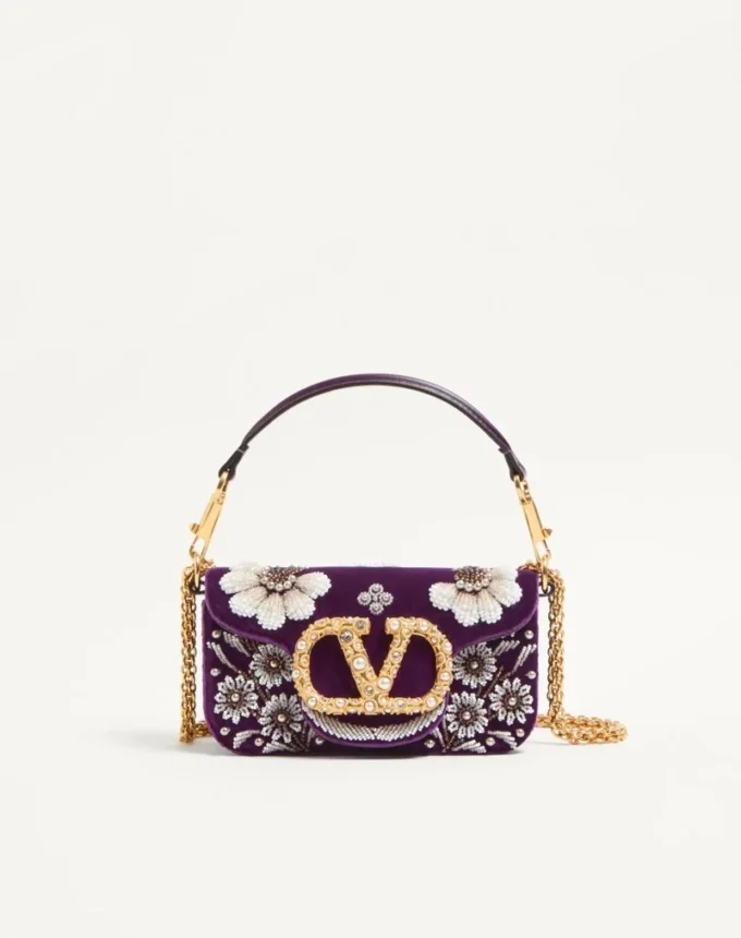 Geantă mică de umăr Valentino Garavani Locò brodată cu logo-ul Jewel Geantă mică de umăr Valentino Garavani Locò brodată cu logo-ul Jewel
