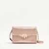 Geantă mică de umăr Valentino Garavani Rockstud din piele de vițel granulată laminată Geantă mică de umăr Valentino Garavani Rockstud din piele de vițel granulată laminată