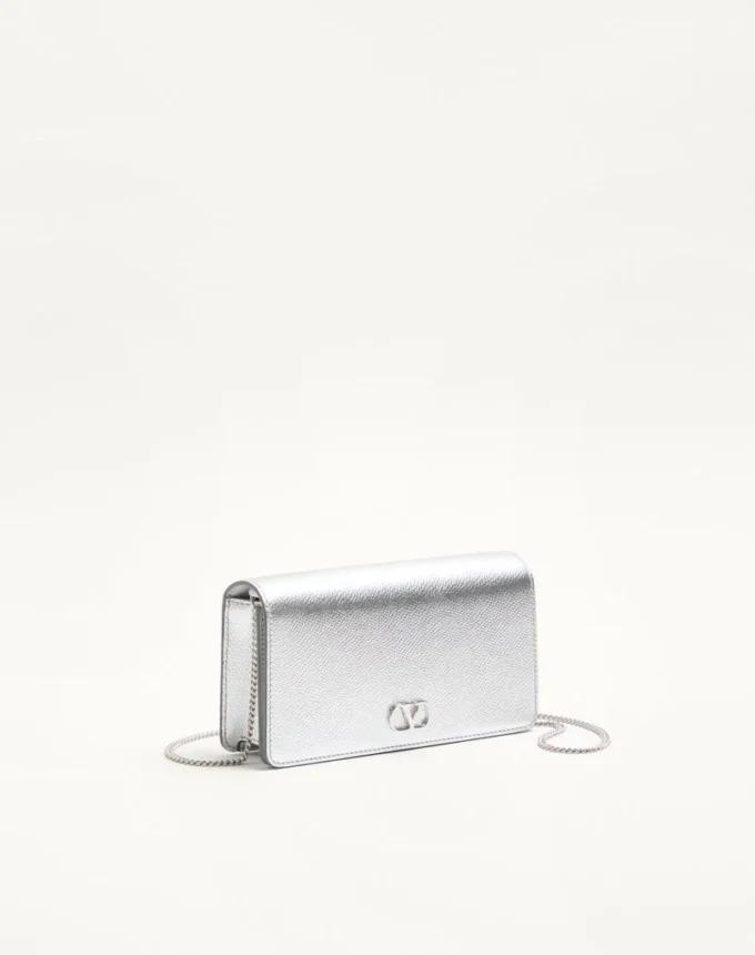 Geantă mini de umăr VLogo Signature din piele de vițel granulată laminată