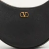 Geantă mini hobo Vlogo Signature din piele de vițel granulată Geantă mini hobo Vlogo Signature din piele de vițel granulată