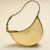 Geantă mini hobo Vlogo Signature din piele de vițel laminată cu textură granulată Geantă mini hobo Vlogo Signature din piele de vițel laminată cu textură granulată