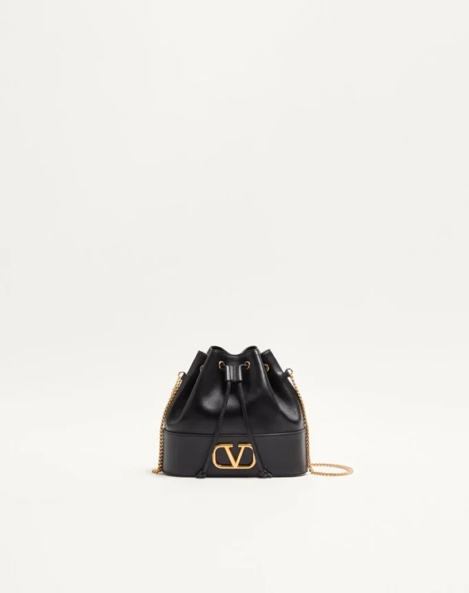 Geantă mini tip sac din piele nappa cu lanț cu logo Geantă mini tip sac din piele nappa cu lanț cu logo