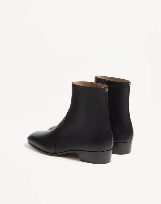 Ghete Pat din piele de capră