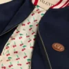 Jacheta bomber din lână și bumbac cu logo VLogo și patch Le Chat De La Maison Jacheta bomber din lână și bumbac cu logo VLogo și patch Le Chat De La Maison