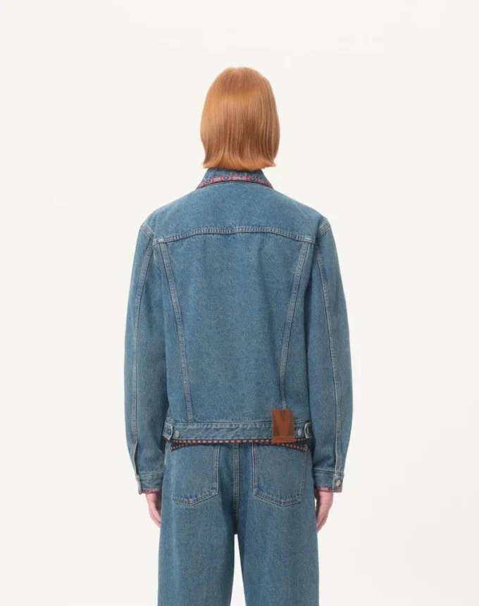 Jacheta din denim cu broderie cu mărgele și margini imprimate Jacheta din denim cu broderie cu mărgele și margini imprimate