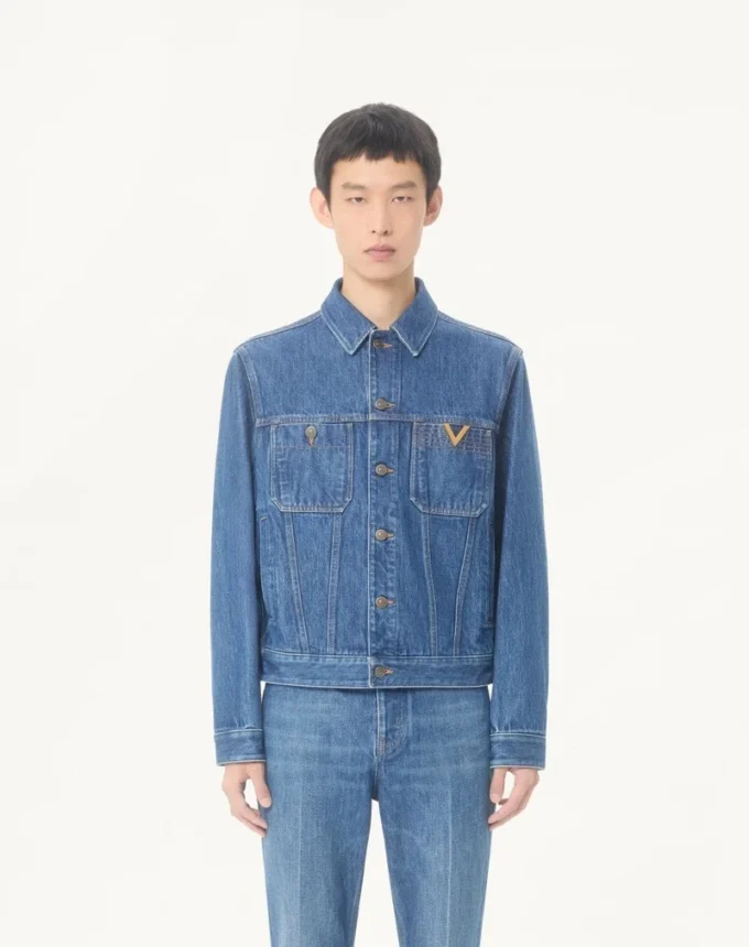 Jacheta din denim Valentino cu VGold Jacheta din denim Valentino cu VGold