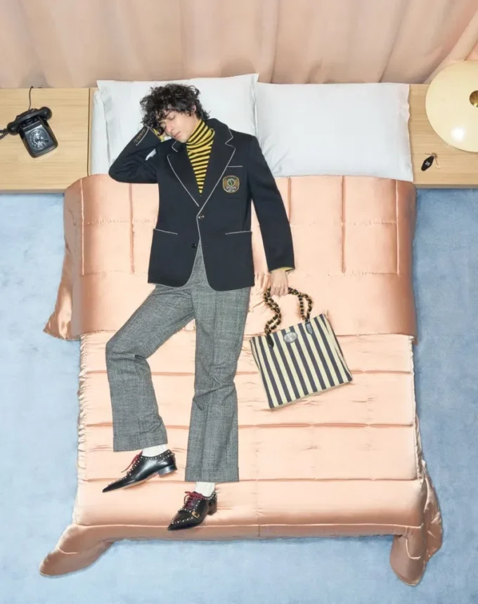 Jacheta din lână cu un singur rând de nasturi și patch Valentino